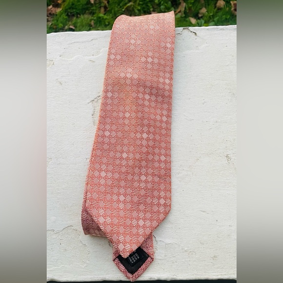 Authentic Gucci silk tie. - Picture 5 of 7